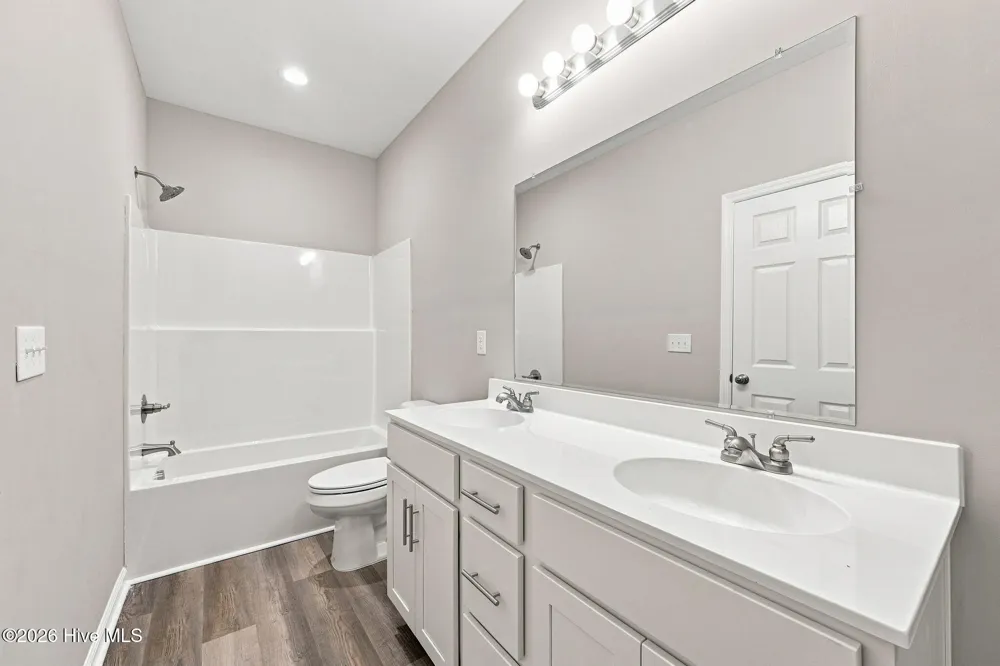 589 Batchelor Road Richlands, NC 28574