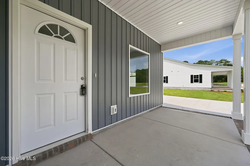 589 Batchelor Road Richlands, NC 28574