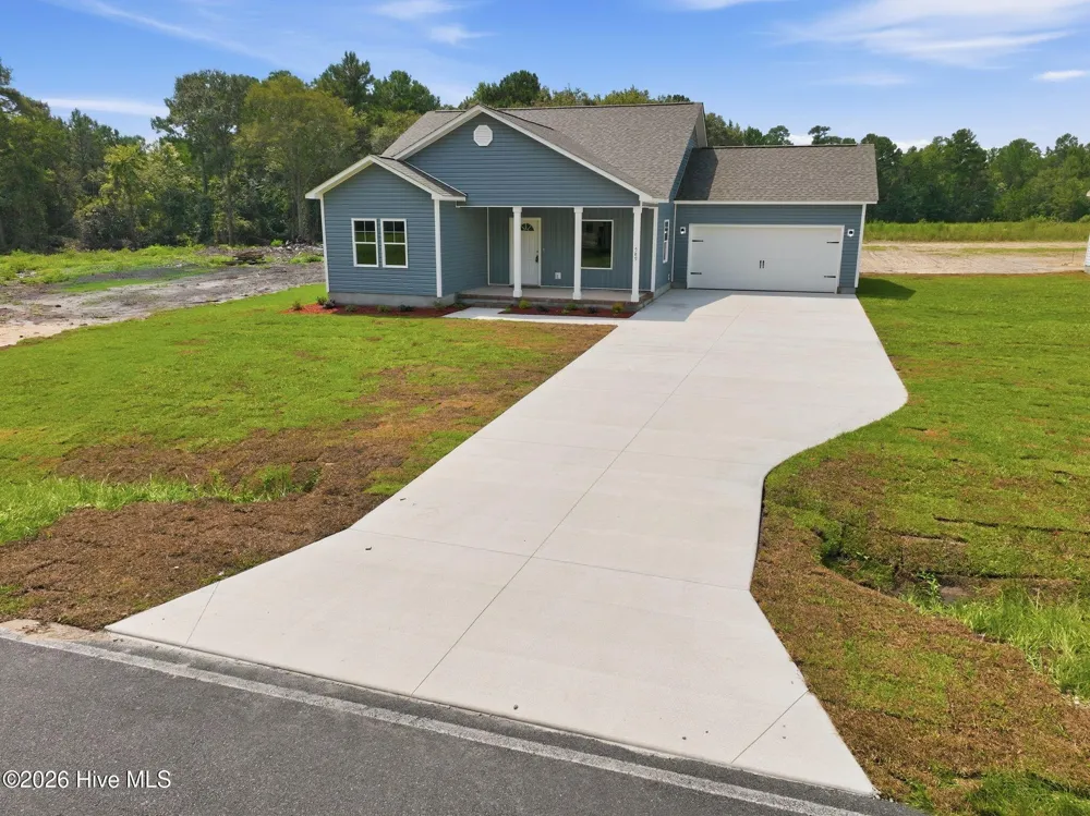 589 Batchelor Road Richlands, NC 28574