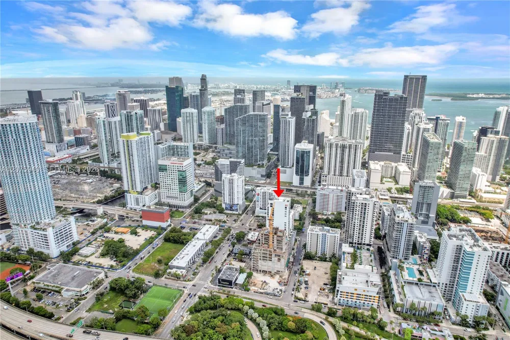 229 SW 9th St #404 Miami, FL 33130