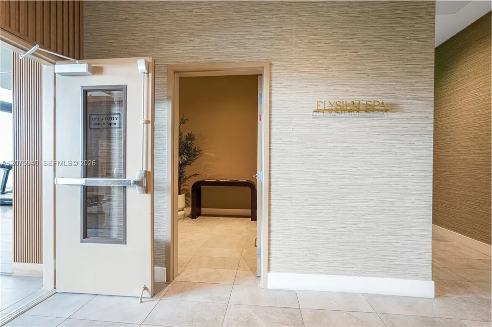 229 SW 9th St #404 Miami, FL 33130