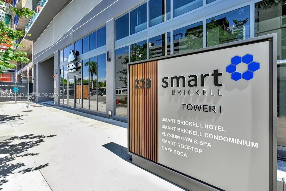 229 SW 9th St #404 Miami, FL 33130