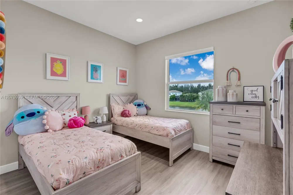 15769 Hummingbird Ln Westlake, FL 33470