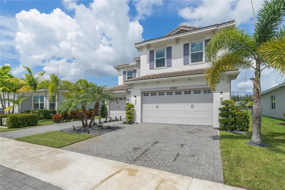 15769 Hummingbird Ln Westlake, FL 33470