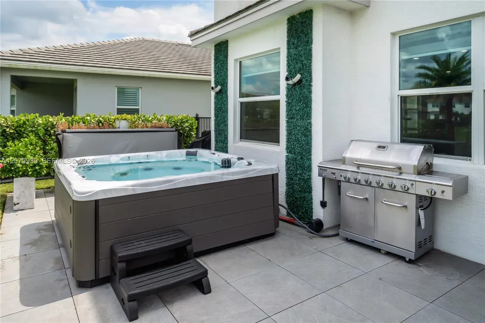 15769 Hummingbird Ln Westlake, FL 33470