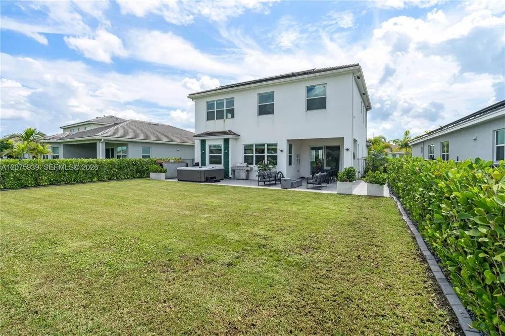 15769 Hummingbird Ln Westlake, FL 33470