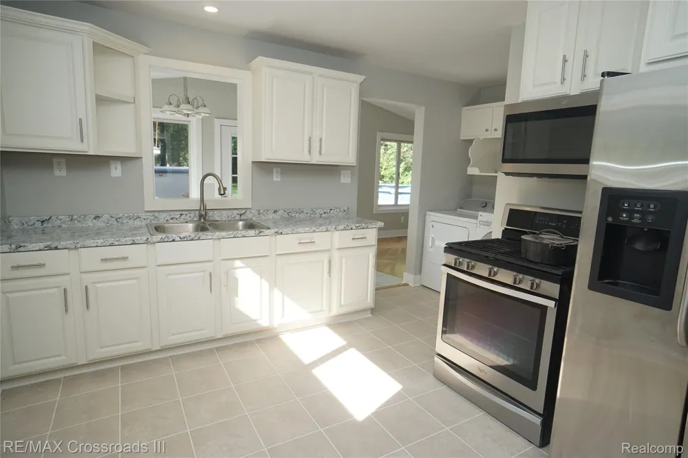 46026 Traskos Street Sumpter Township, MI 48111