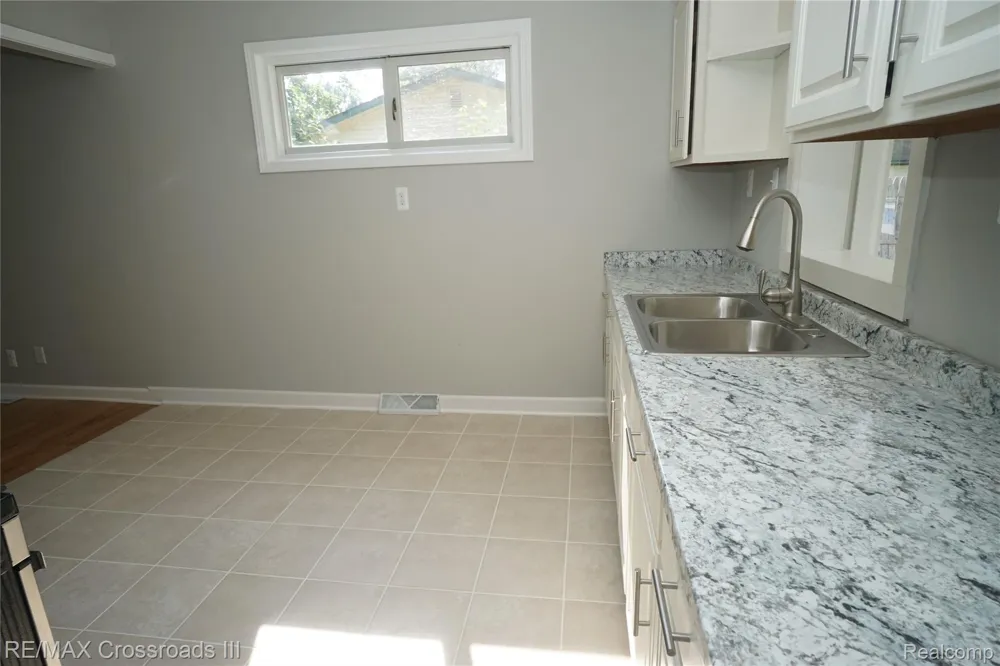 46026 Traskos Street Sumpter Township, MI 48111