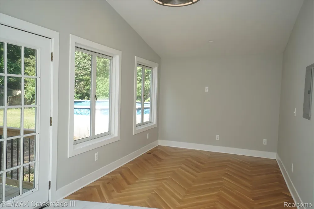 46026 Traskos Street Sumpter Township, MI 48111
