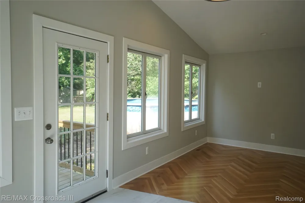 46026 Traskos Street Sumpter Township, MI 48111