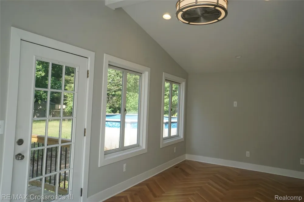 46026 Traskos Street Sumpter Township, MI 48111
