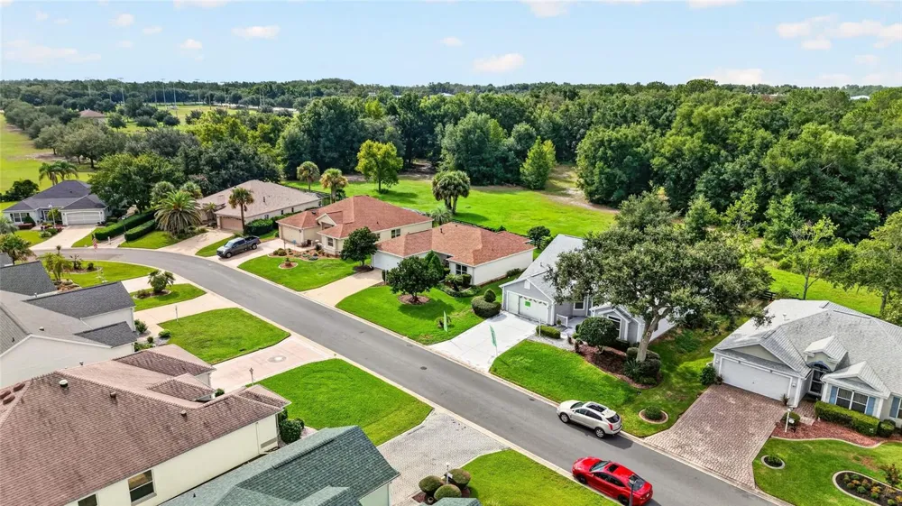 168 PALERMO PLACE Lady Lake, FL 32159