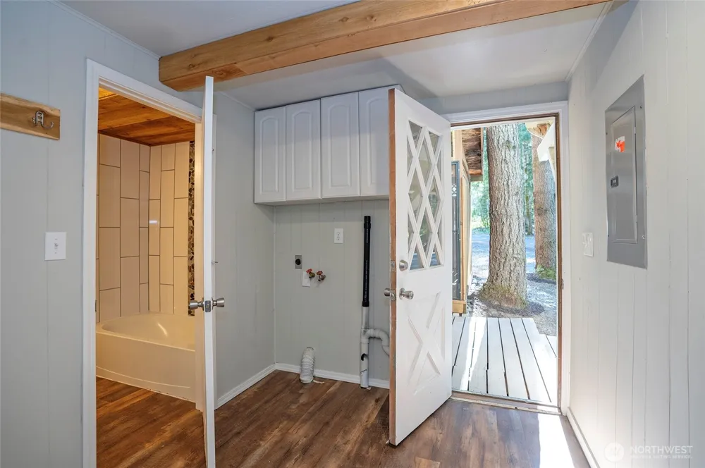 120 Cascade Drive Packwood, WA 98361