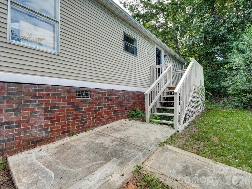 141 Patricia Street Lancaster, SC 29720