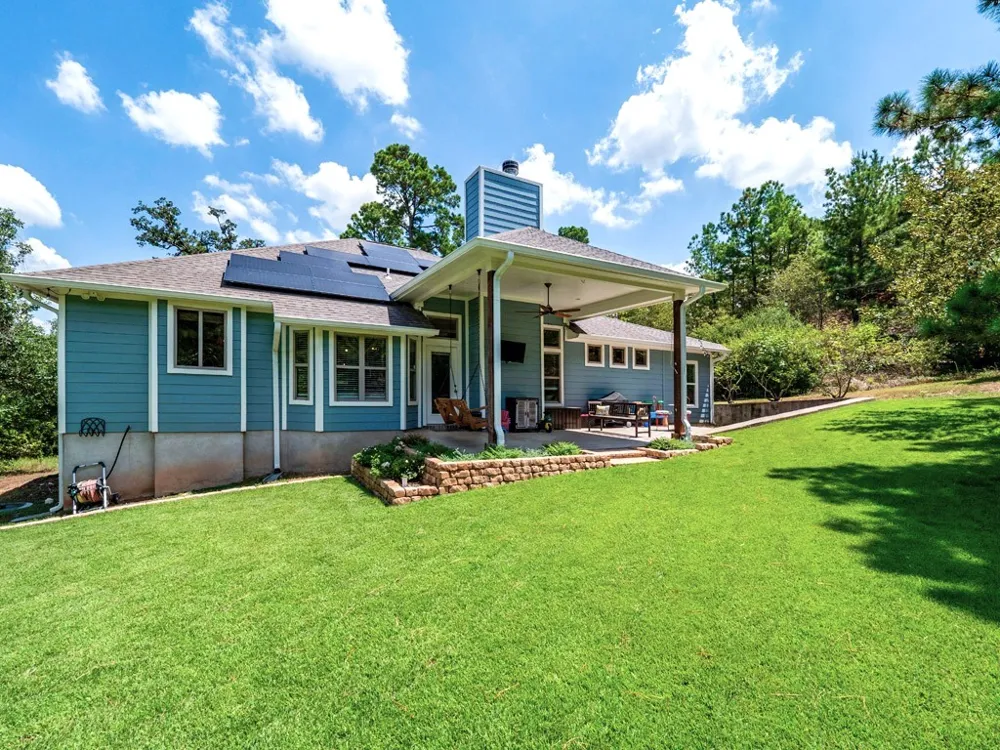 120 Pukoo Drive Bastrop, TX 78602