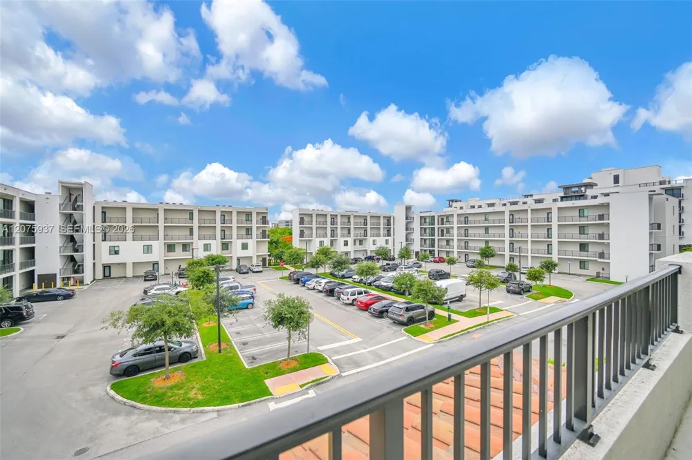 4256 NW 83rd Ave Doral, FL 33166