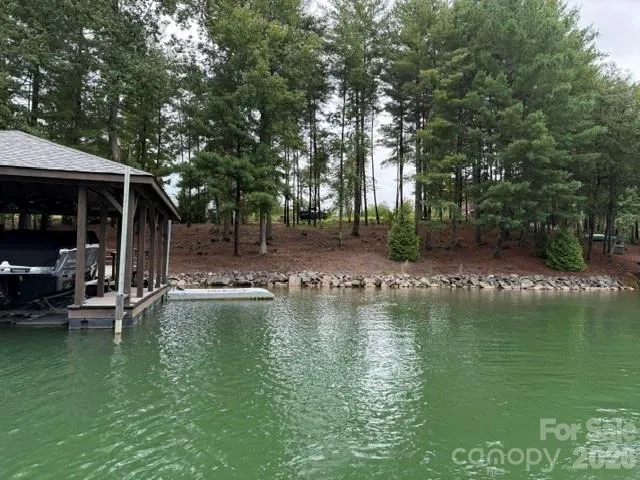 3089 W Moonlight Place Morganton, NC 28655