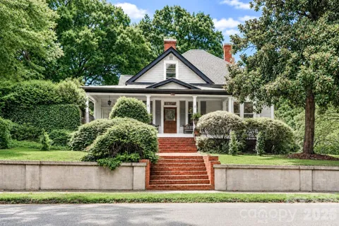 804 E Broad Street