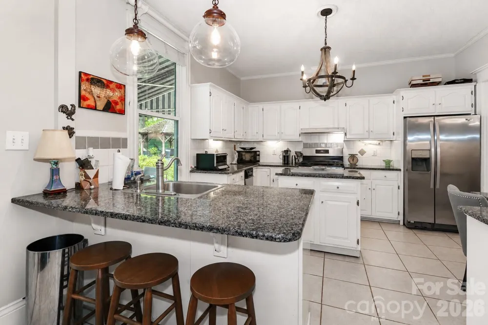804 E Broad Street Statesville, NC 28677