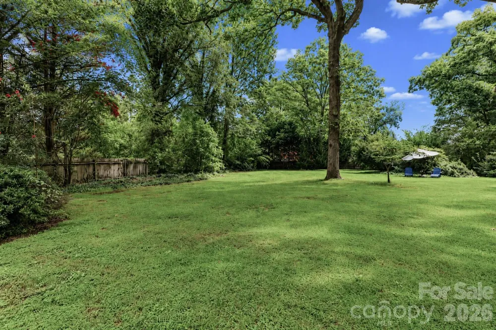 804 E Broad Street Statesville, NC 28677