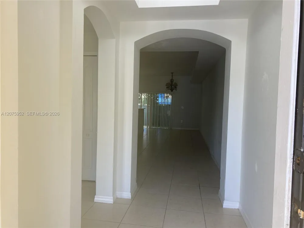 8830 W Flagler St #9 Miami, FL 33174