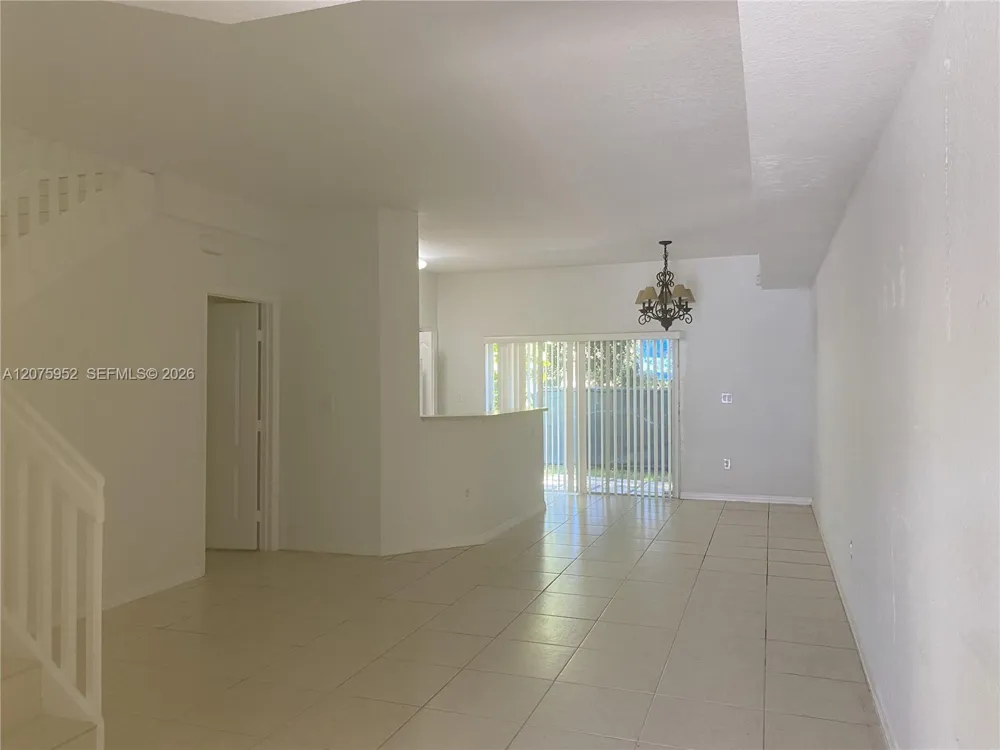 8830 W Flagler St #9 Miami, FL 33174