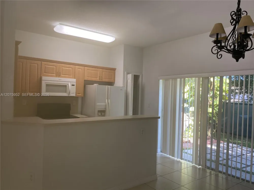 8830 W Flagler St #9 Miami, FL 33174