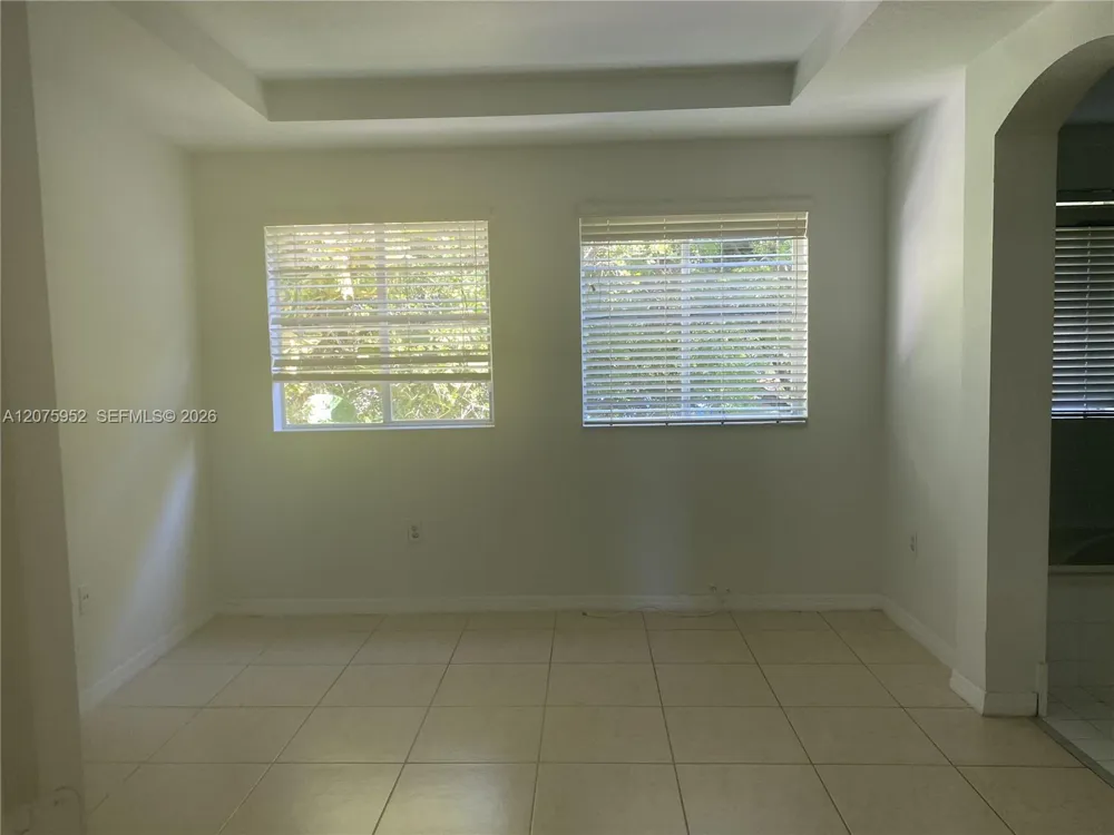 8830 W Flagler St #9 Miami, FL 33174