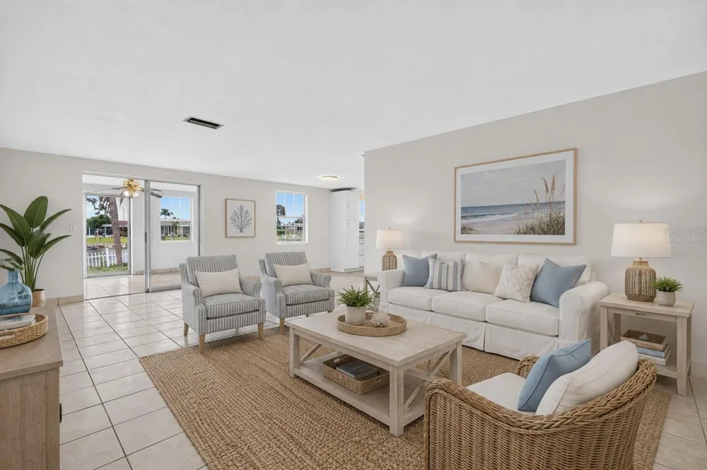 3852 SUNRAY DRIVE Holiday, FL 34691