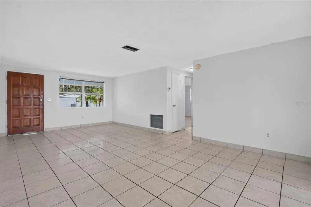 3852 SUNRAY DRIVE Holiday, FL 34691
