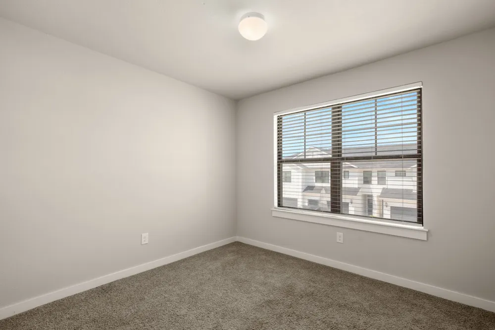 253 FIELDWOOD DRIVE #B Buda, TX 78610