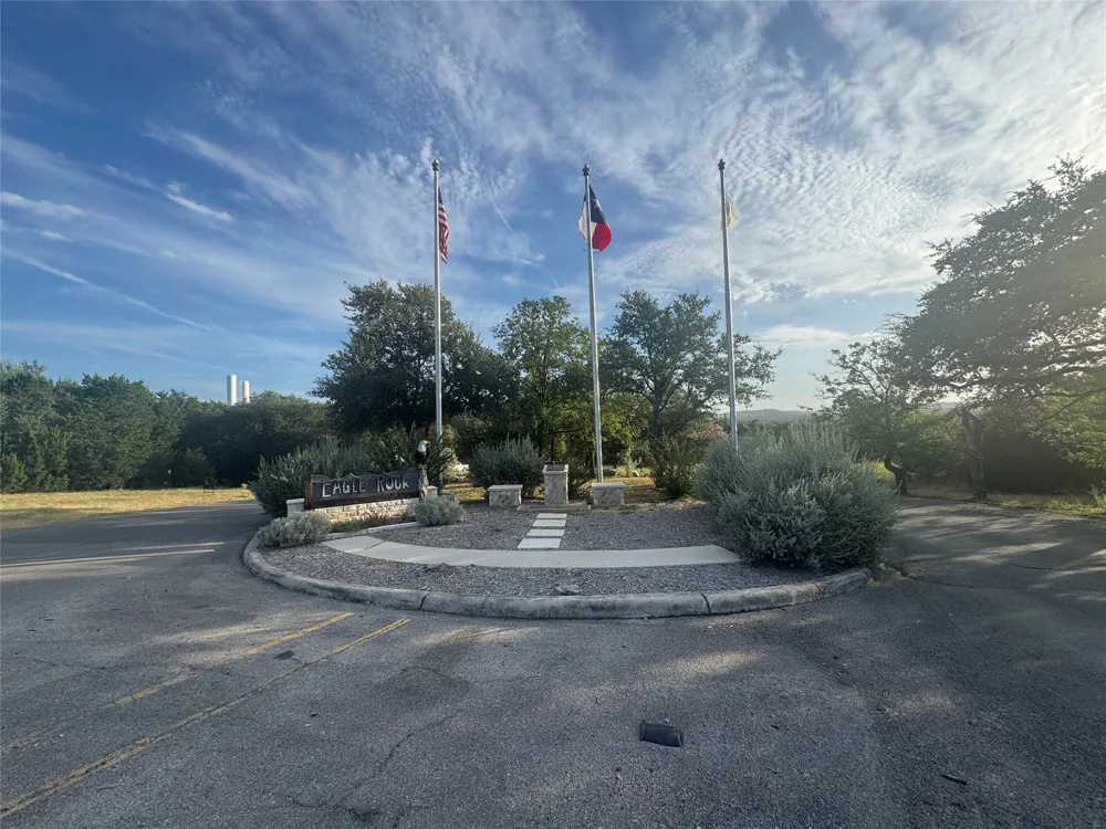 238 WOODCREEK DRIVE Wimberley, TX 78676