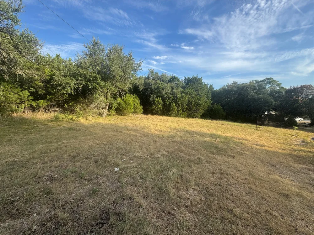 238 WOODCREEK DRIVE Wimberley, TX 78676