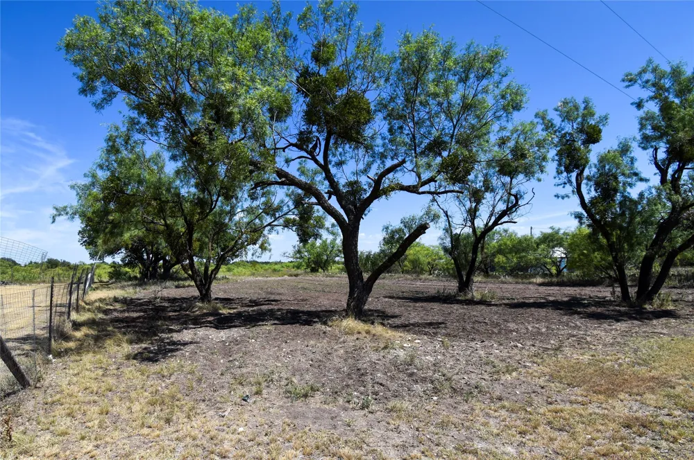 420 Maddox Eden, TX 76837
