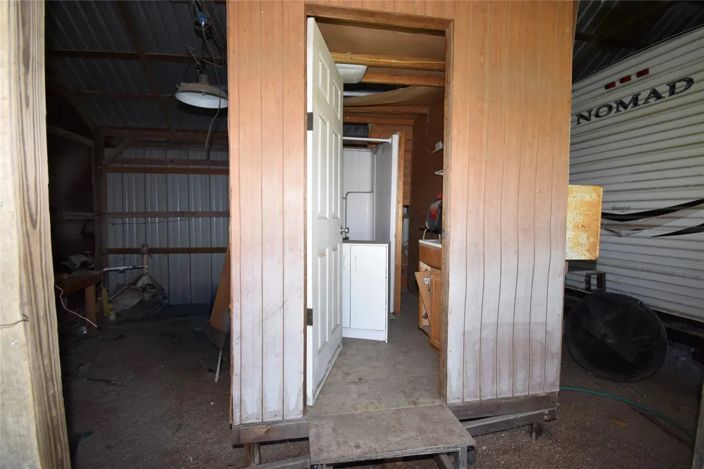 420 Maddox Eden, TX 76837