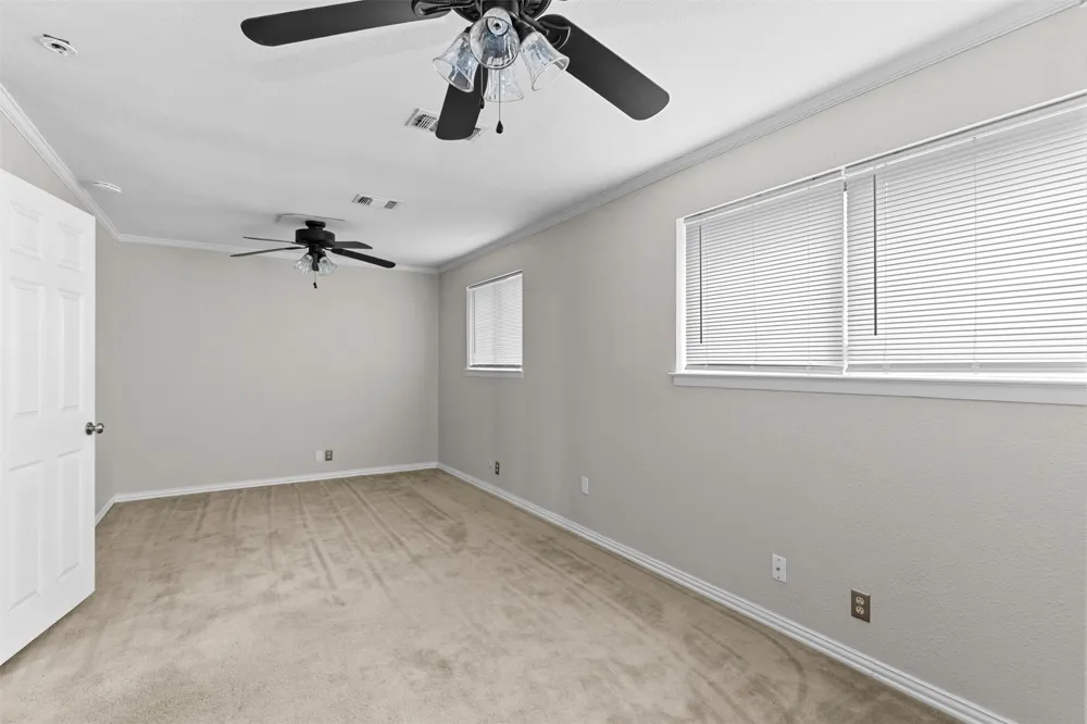 509 NW Renfro Street Burleson, TX 76028