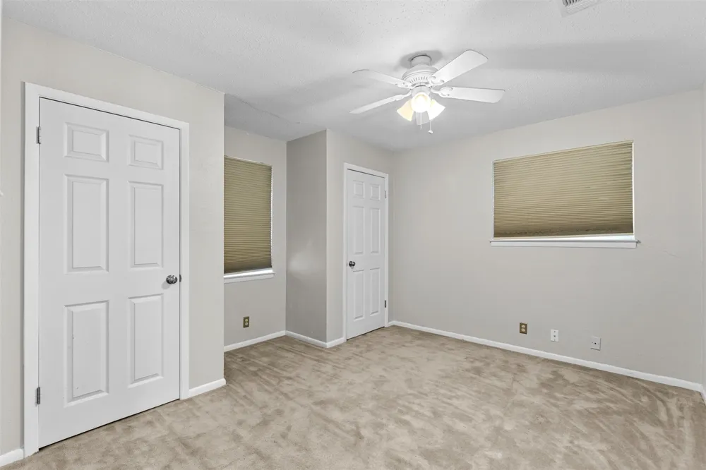 509 NW Renfro Street Burleson, TX 76028