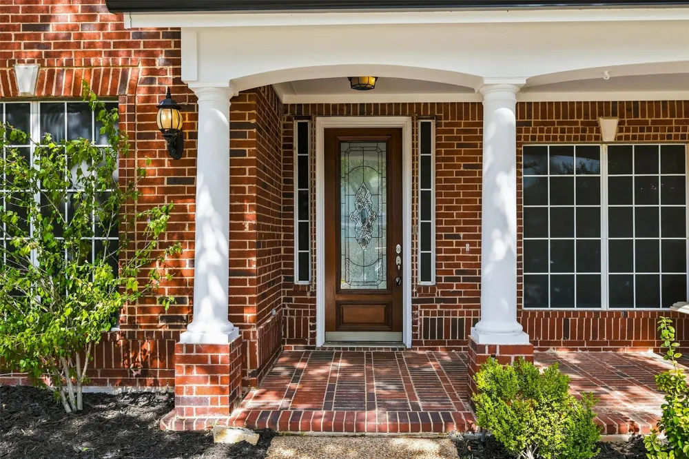 8912 Wyatt Circle Lantana, TX 76226
