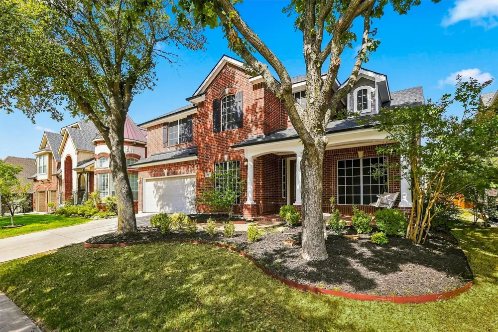 8912 Wyatt Circle Lantana, TX 76226