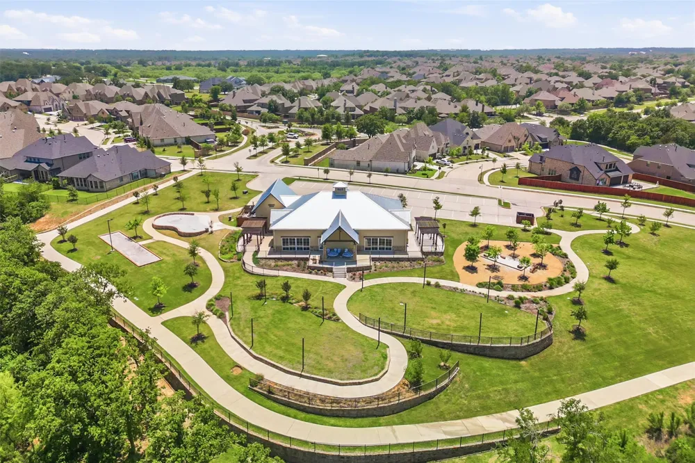 8912 Wyatt Circle Lantana, TX 76226