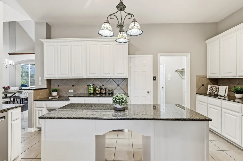 8912 Wyatt Circle Lantana, TX 76226