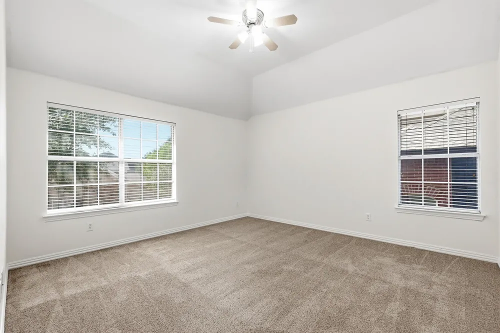8912 Wyatt Circle Lantana, TX 76226