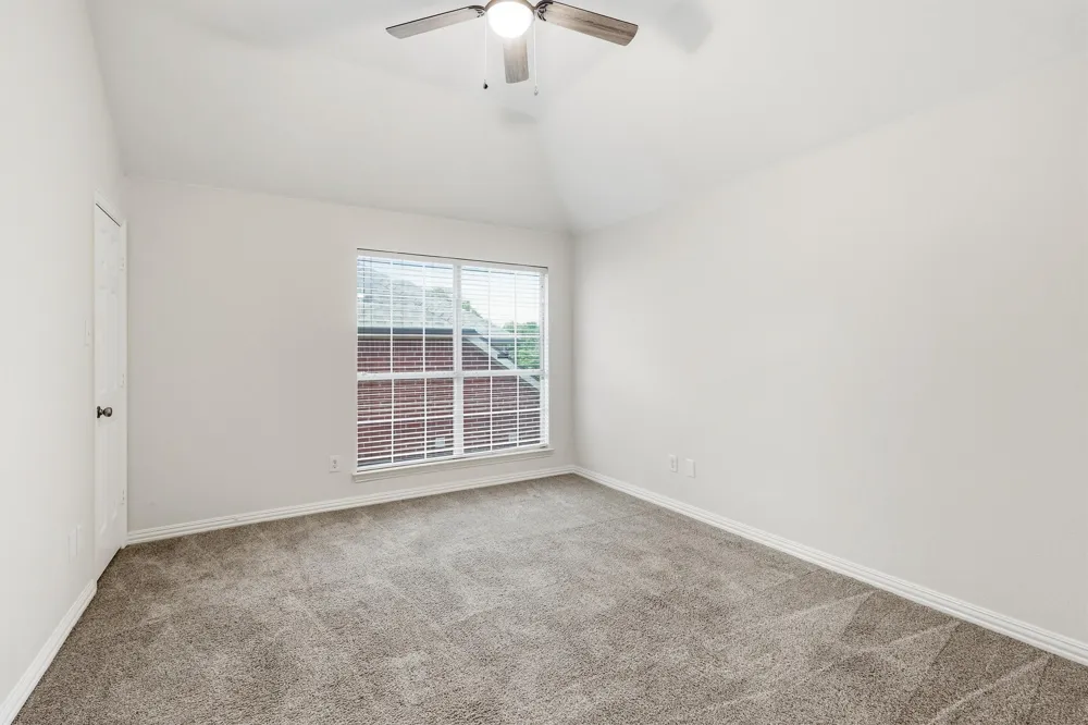 8912 Wyatt Circle Lantana, TX 76226