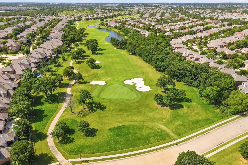 8912 Wyatt Circle Lantana, TX 76226