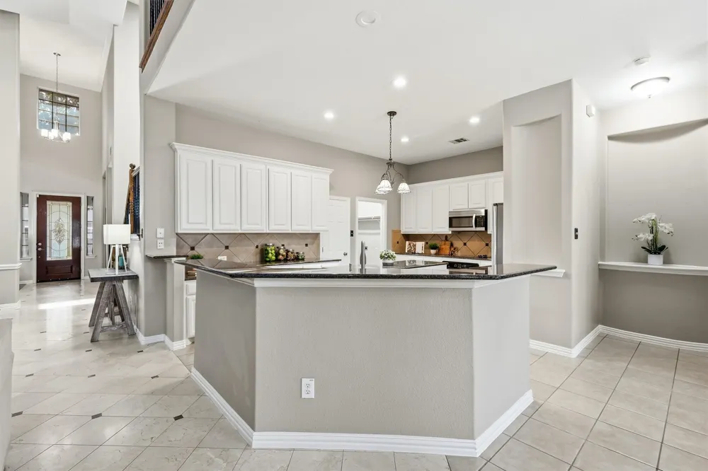 8912 Wyatt Circle Lantana, TX 76226