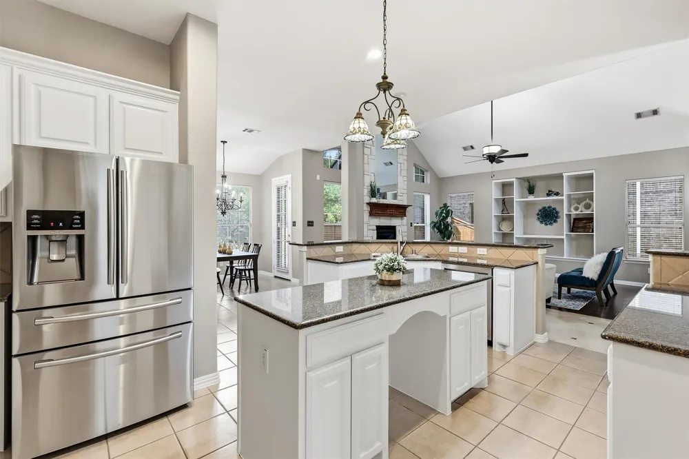 8912 Wyatt Circle Lantana, TX 76226