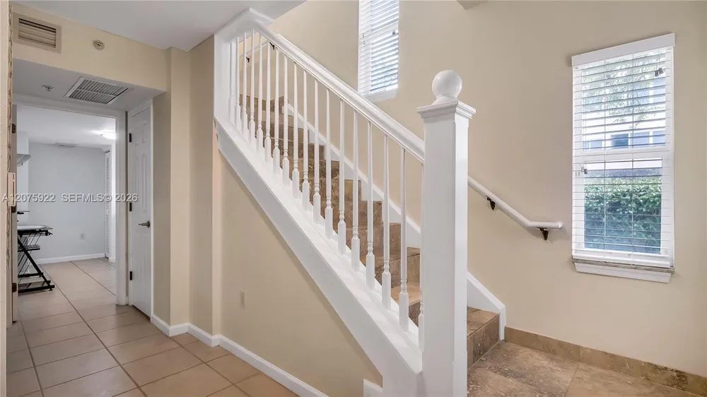 2005 Ocean Walk ter Lauderdale By The Sea, FL 33062