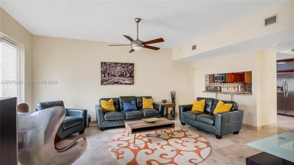 2005 Ocean Walk ter Lauderdale By The Sea, FL 33062