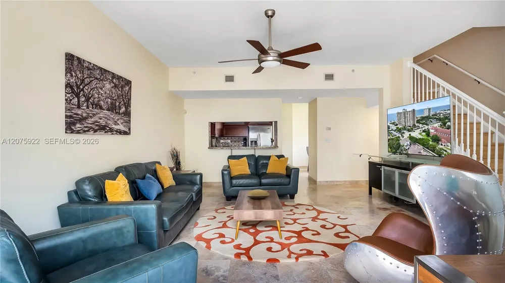 2005 Ocean Walk ter Lauderdale By The Sea, FL 33062
