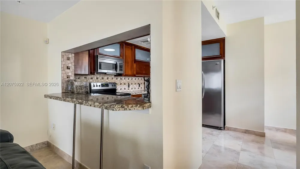 2005 Ocean Walk ter Lauderdale By The Sea, FL 33062
